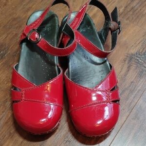 VINTAGE DANSKO MARY JANES!